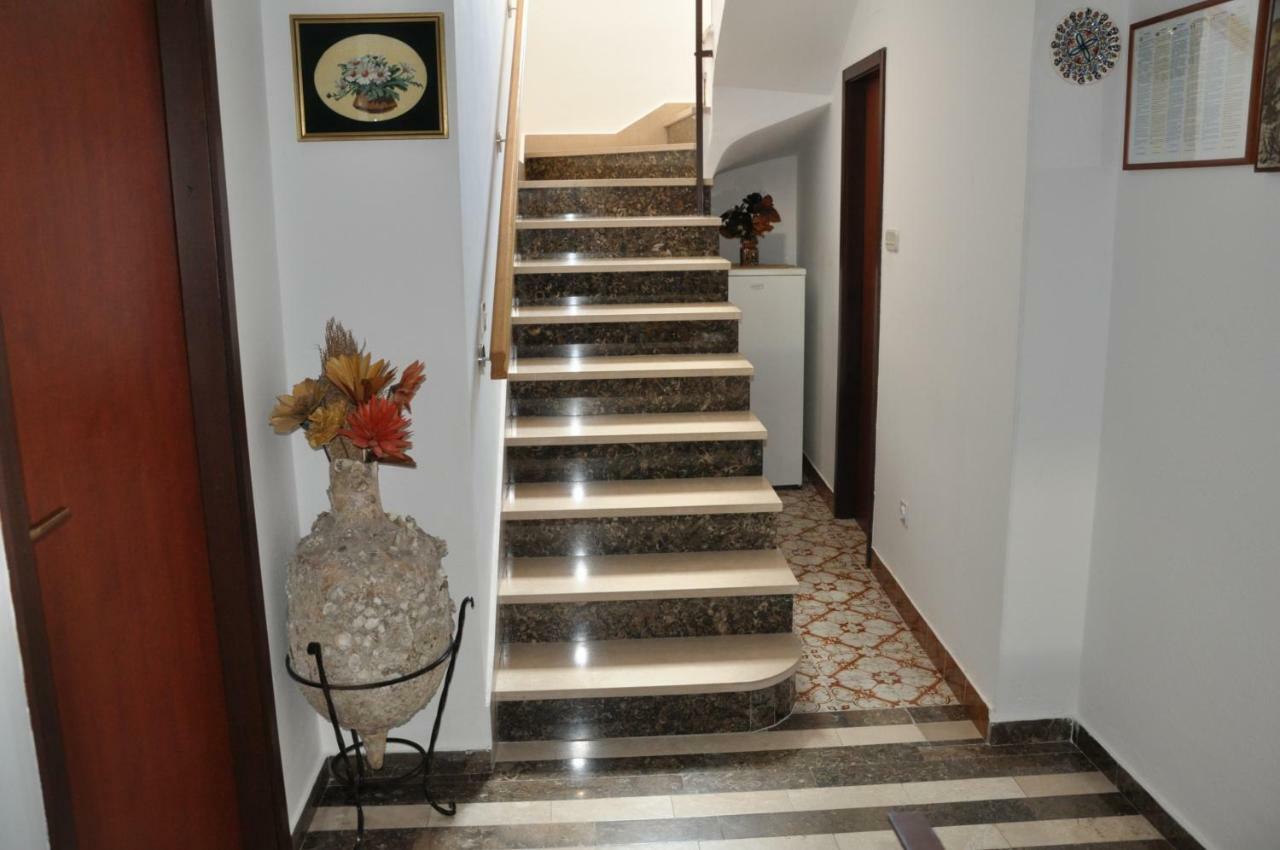 Villa Delfina Podgora Exterior photo